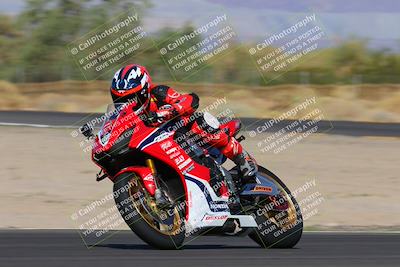 media/Oct-09-2022-SoCal Trackdays (Sun) [[95640aeeb6]]/Turn 3 (930am)/